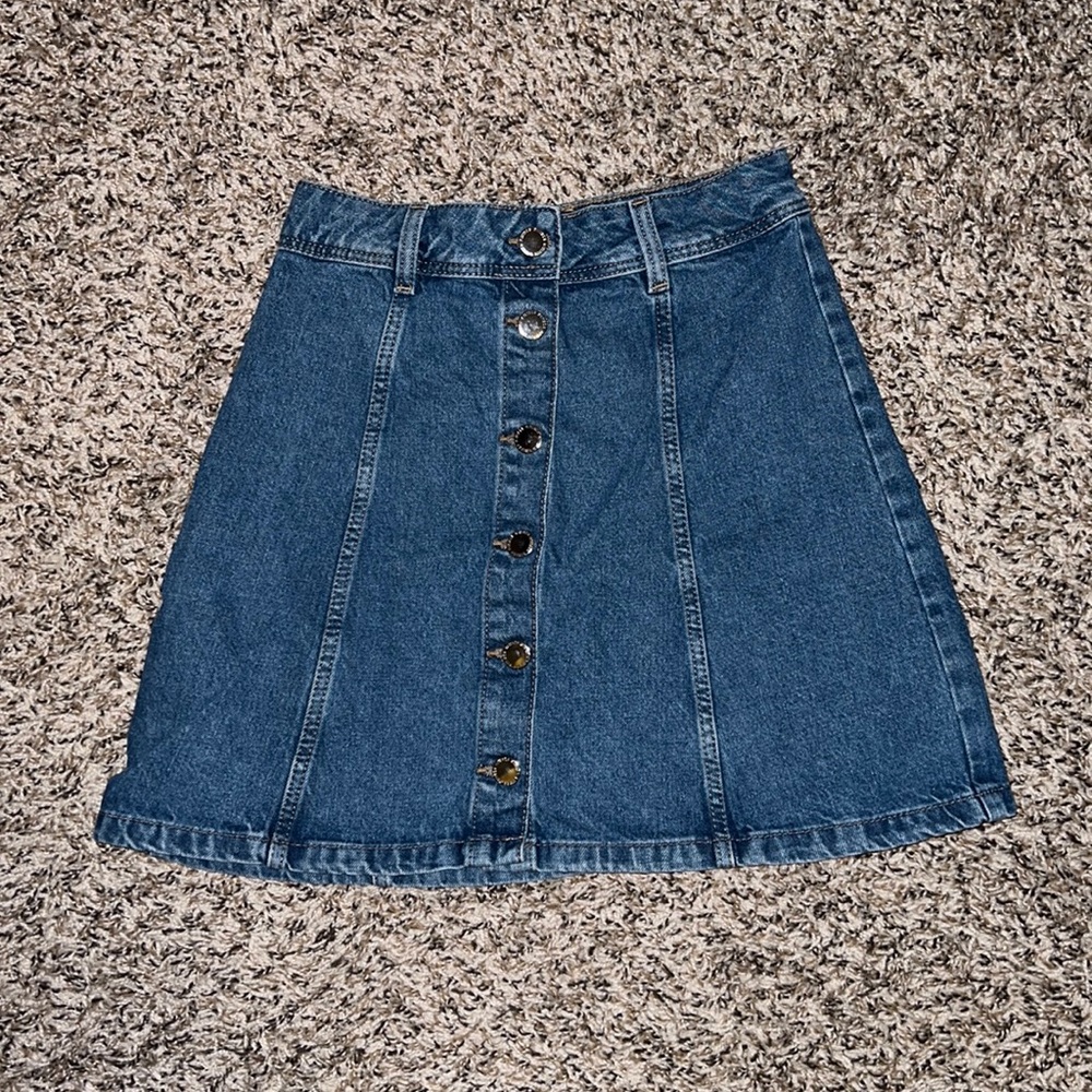 H&M Denim button up skirt